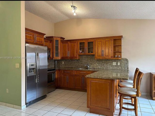 14642 SW 50th Ter, Miami, FL 33175