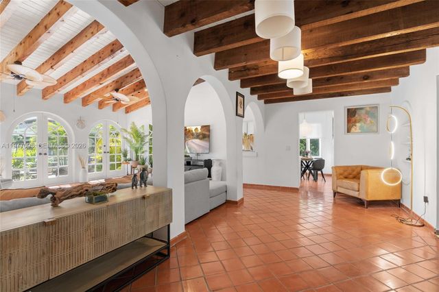 1028 NE 84th St, Miami, FL 33138