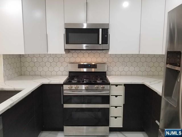 5 Eagles Notch Drive 3, Englewood, NJ 07631