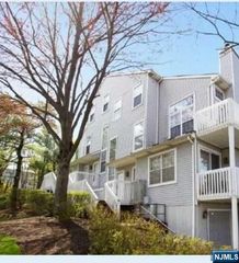 5 Eagles Notch Drive 3, Englewood, NJ 07631