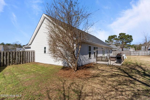 650 Poplar Branches Close SE, Leland, NC 28451