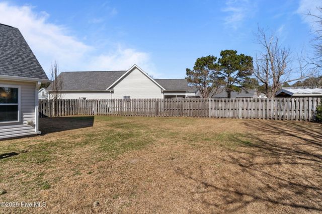 650 Poplar Branches Close SE, Leland, NC 28451