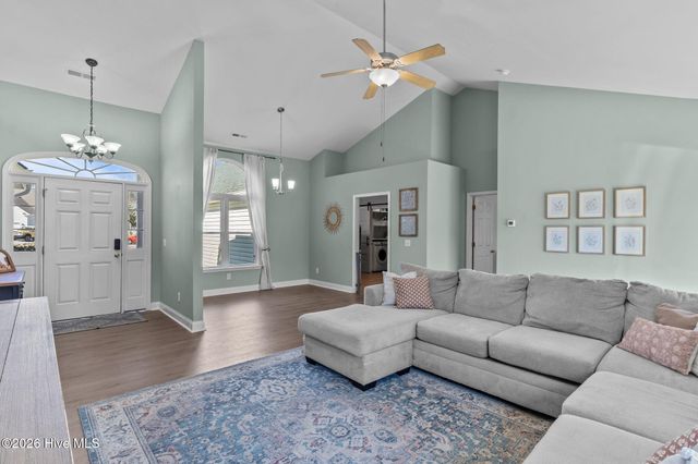 650 Poplar Branches Close SE, Leland, NC 28451