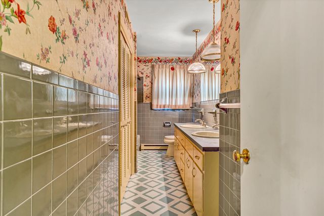 5226 North Spring DR, Roanoke, VA 24019