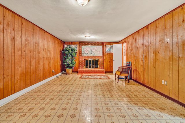 5226 North Spring DR, Roanoke, VA 24019