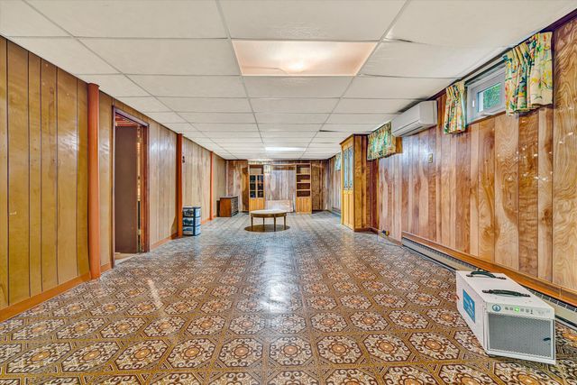 5226 North Spring DR, Roanoke, VA 24019