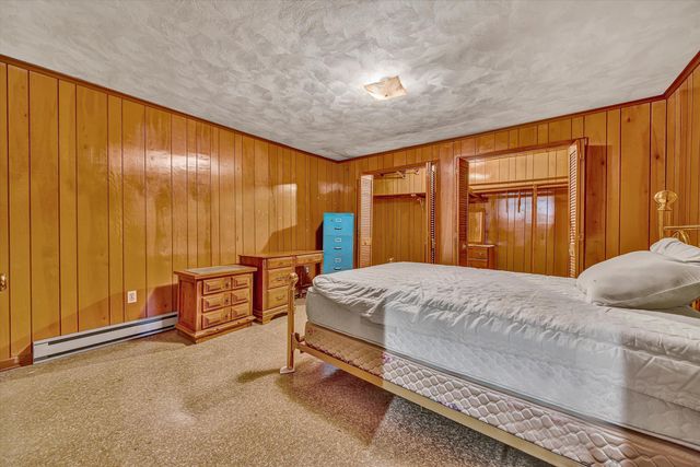 5226 North Spring DR, Roanoke, VA 24019