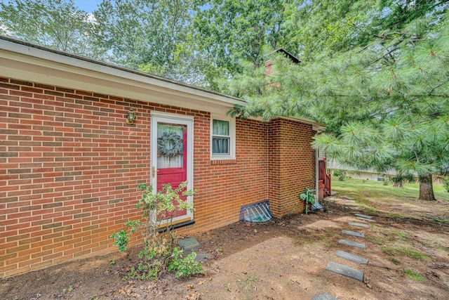 5226 North Spring DR, Roanoke, VA 24019