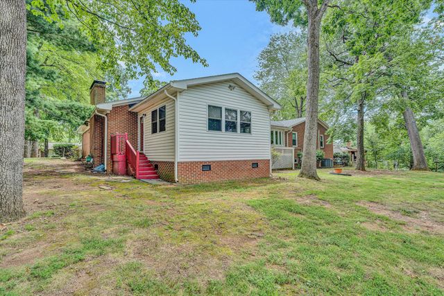 5226 North Spring DR, Roanoke, VA 24019