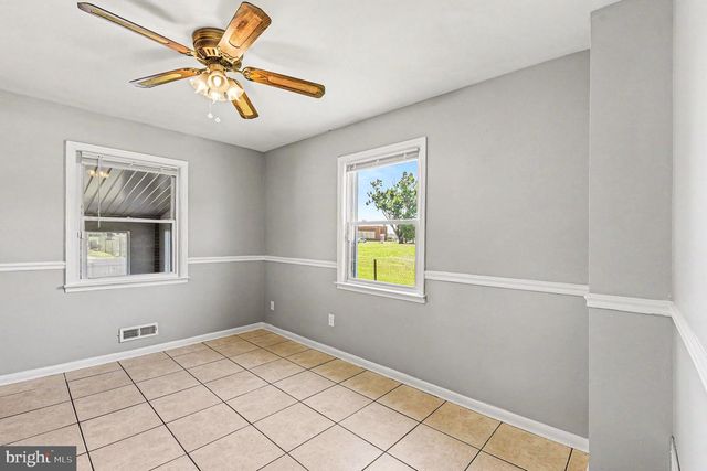 8025 N BOUNDARY RD, Baltimore, MD 21222