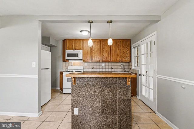 8025 N BOUNDARY RD, Baltimore, MD 21222