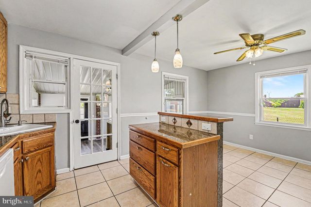 8025 N BOUNDARY RD, Baltimore, MD 21222