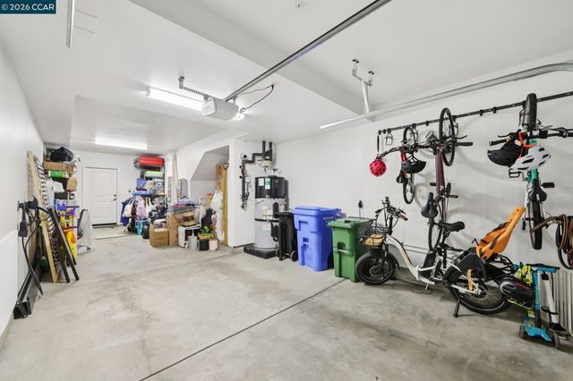 2742 Jones Rd, Walnut Creek, CA 94597