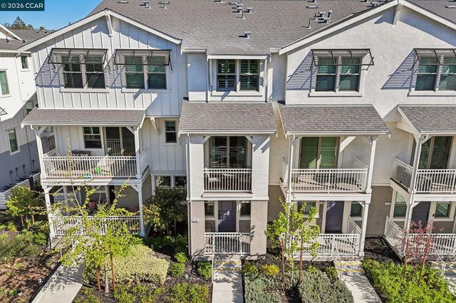 2742 Jones Rd, Walnut Creek, CA 94597