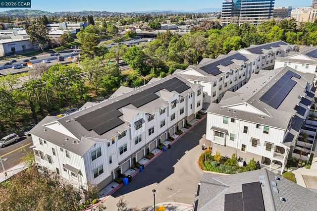 2742 Jones Rd, Walnut Creek, CA 94597