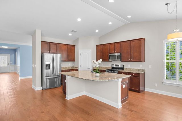 1801 Orchard Dr., Myrtle Beach, SC 29577