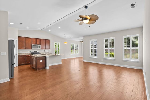 1801 Orchard Dr., Myrtle Beach, SC 29577