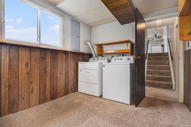 1506 Cantondale Lane, Mishawaka, IN 46544