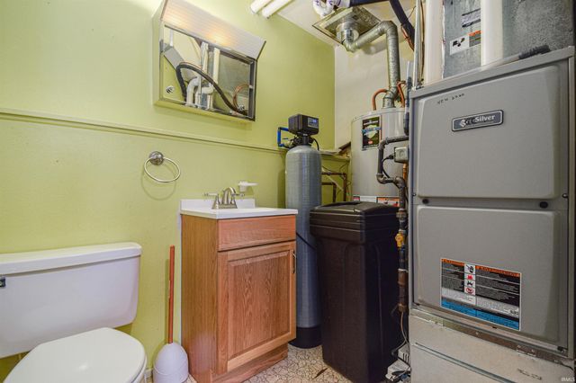 1506 Cantondale Lane, Mishawaka, IN 46544