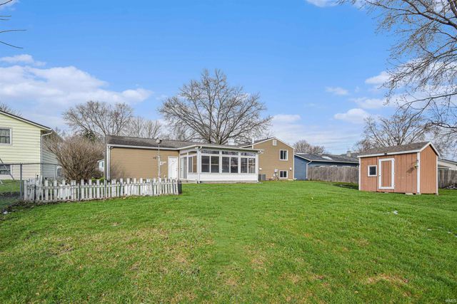 1506 Cantondale Lane, Mishawaka, IN 46544