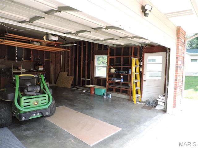 3330 Highway A, Washington, MO 63090