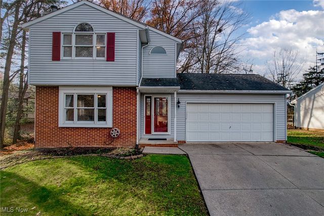 1831 Woodbine Circle, Massillon, OH 44646