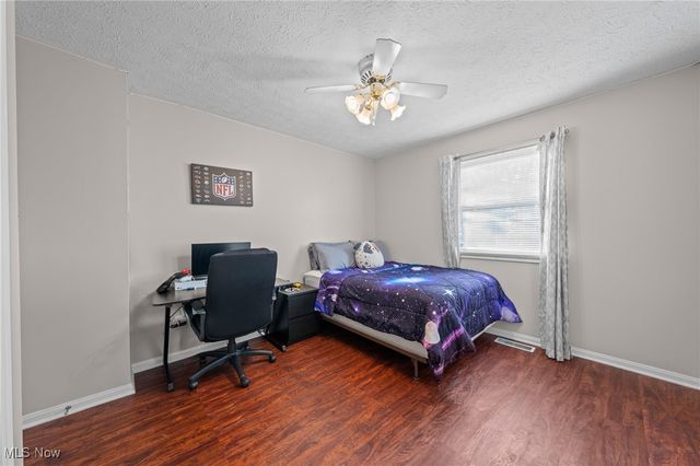 1831 Woodbine Circle, Massillon, OH 44646