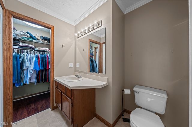 1831 Woodbine Circle, Massillon, OH 44646