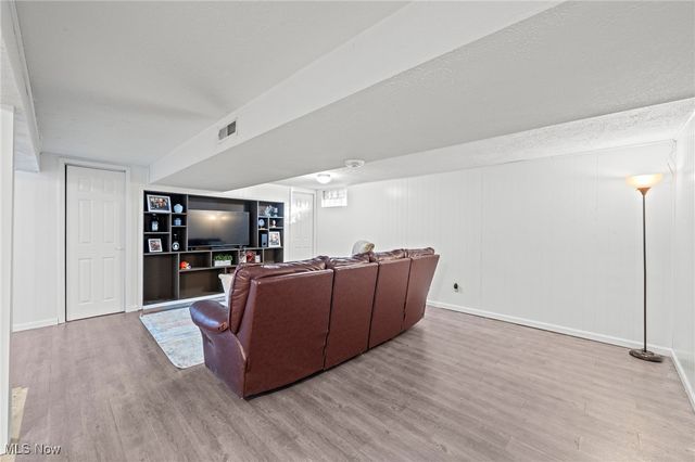 1831 Woodbine Circle, Massillon, OH 44646