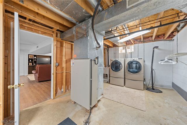 1831 Woodbine Circle, Massillon, OH 44646