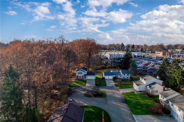 1831 Woodbine Circle, Massillon, OH 44646