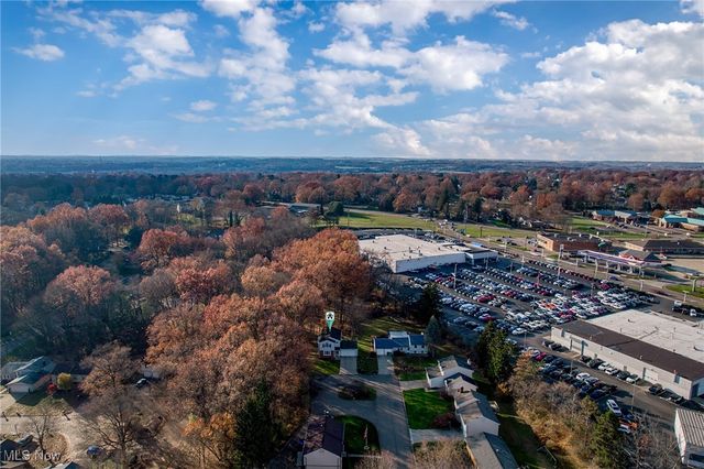 1831 Woodbine Circle, Massillon, OH 44646