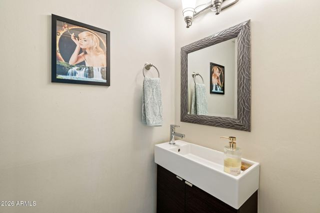 8805 S 48TH Street 1, Phoenix, AZ 85044
