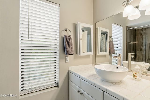 8805 S 48TH Street 1, Phoenix, AZ 85044