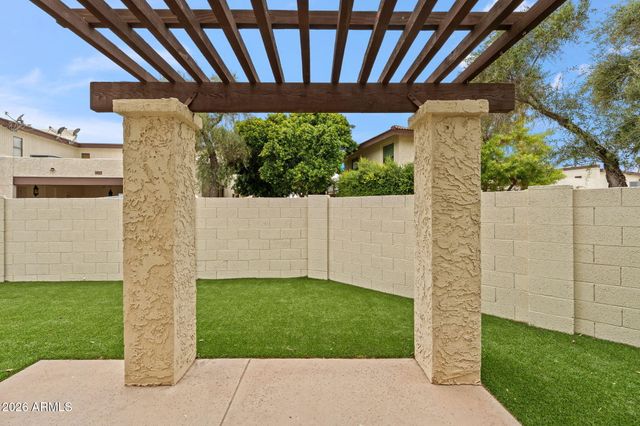 8805 S 48TH Street 1, Phoenix, AZ 85044