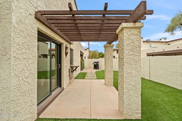 8805 S 48TH Street 1, Phoenix, AZ 85044