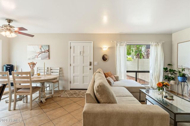 8805 S 48TH Street 1, Phoenix, AZ 85044