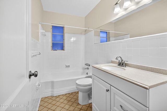 2761 ST JOHNS Avenue, Jacksonville, FL 32205