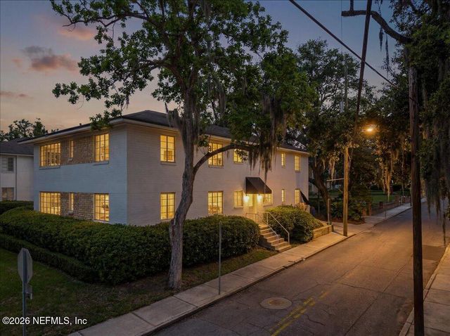 2761 ST JOHNS Avenue, Jacksonville, FL 32205