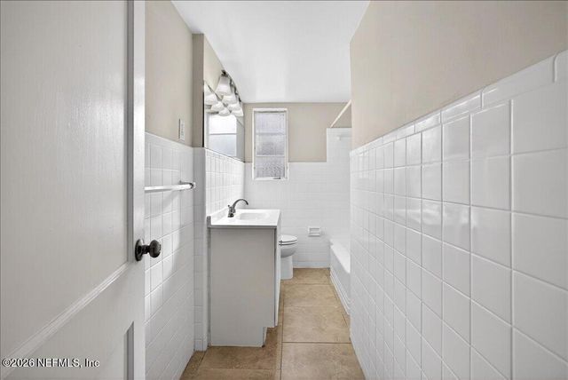 2761 ST JOHNS Avenue, Jacksonville, FL 32205