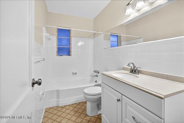 2761 ST JOHNS Avenue, Jacksonville, FL 32205