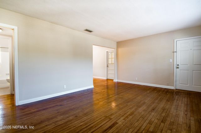 2761 ST JOHNS Avenue, Jacksonville, FL 32205