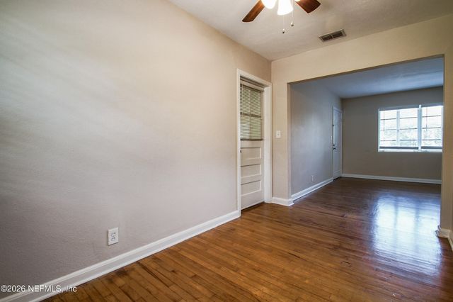 2761 ST JOHNS Avenue, Jacksonville, FL 32205