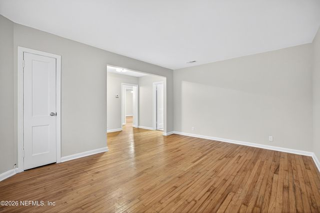 2761 ST JOHNS Avenue, Jacksonville, FL 32205