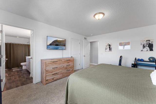 1821 Dauwalter Circle, Carver, MN 55315