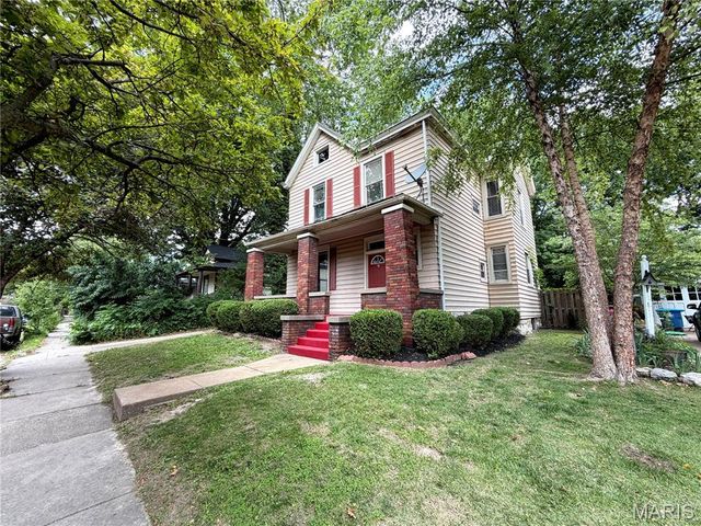 902 Royal Street, Alton, IL 62002