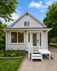 97 N Merrimac Street, Pontiac, MI 48340
