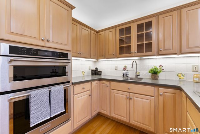 12 Elizabeth Court 12, Stonington, CT 06355