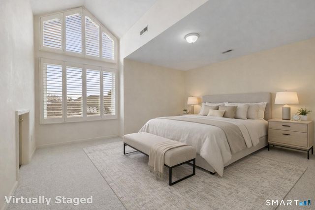 12 Elizabeth Court 12, Stonington, CT 06355