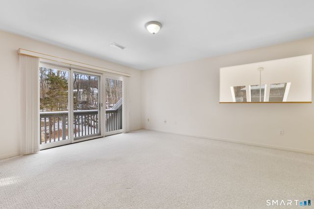 12 Elizabeth Court 12, Stonington, CT 06355